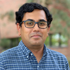 Head shot photo of Deepak Nadig